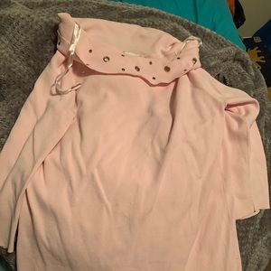 Light pink top